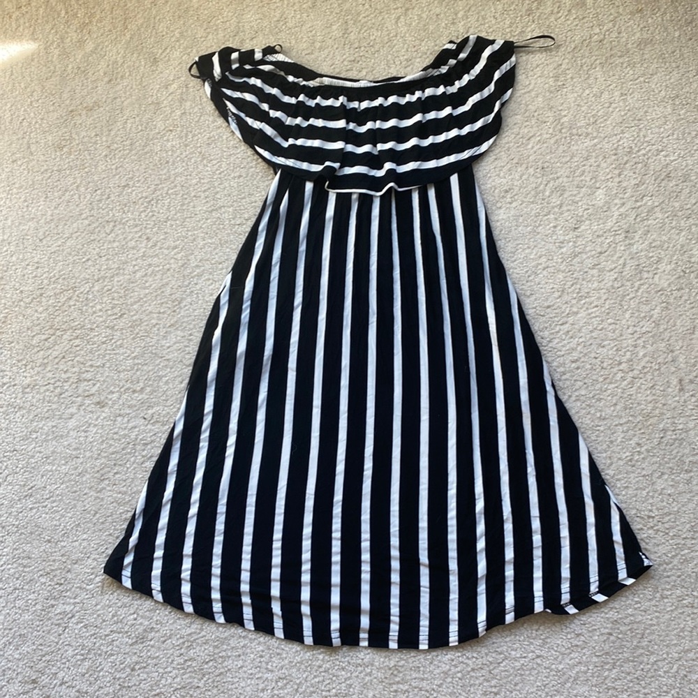 A midi dress with pockets